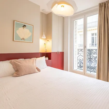 Design Rénové Parc Monceau 8e Appartement Paris