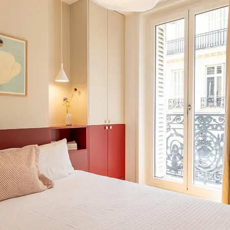 Design Renove Parc Monceau 8e Apartman *