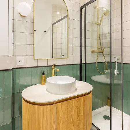 Design Renove Parc Monceau 8e Apartment *